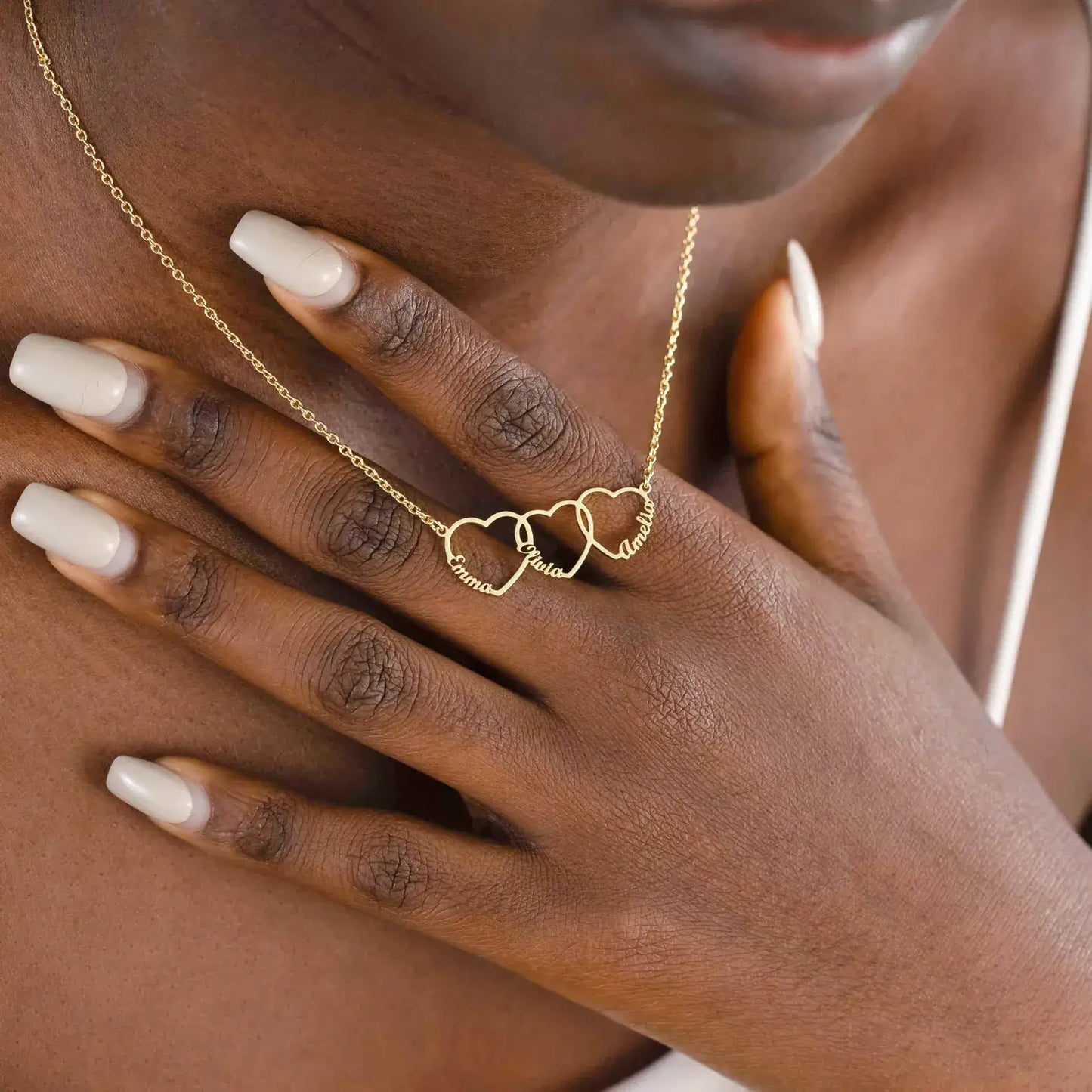 Personlig halskæde med hjerte og navn