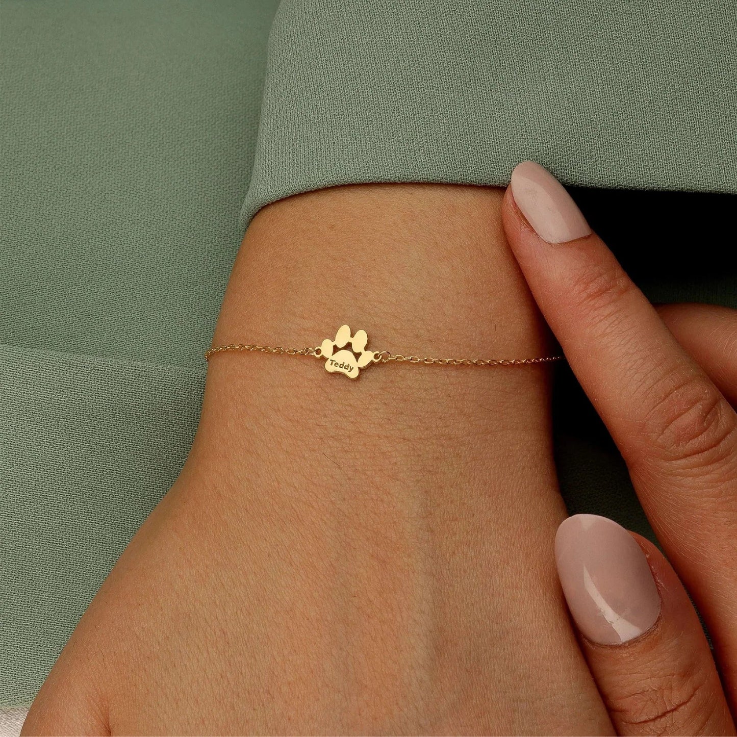 Personligt armbånd med navn og pote