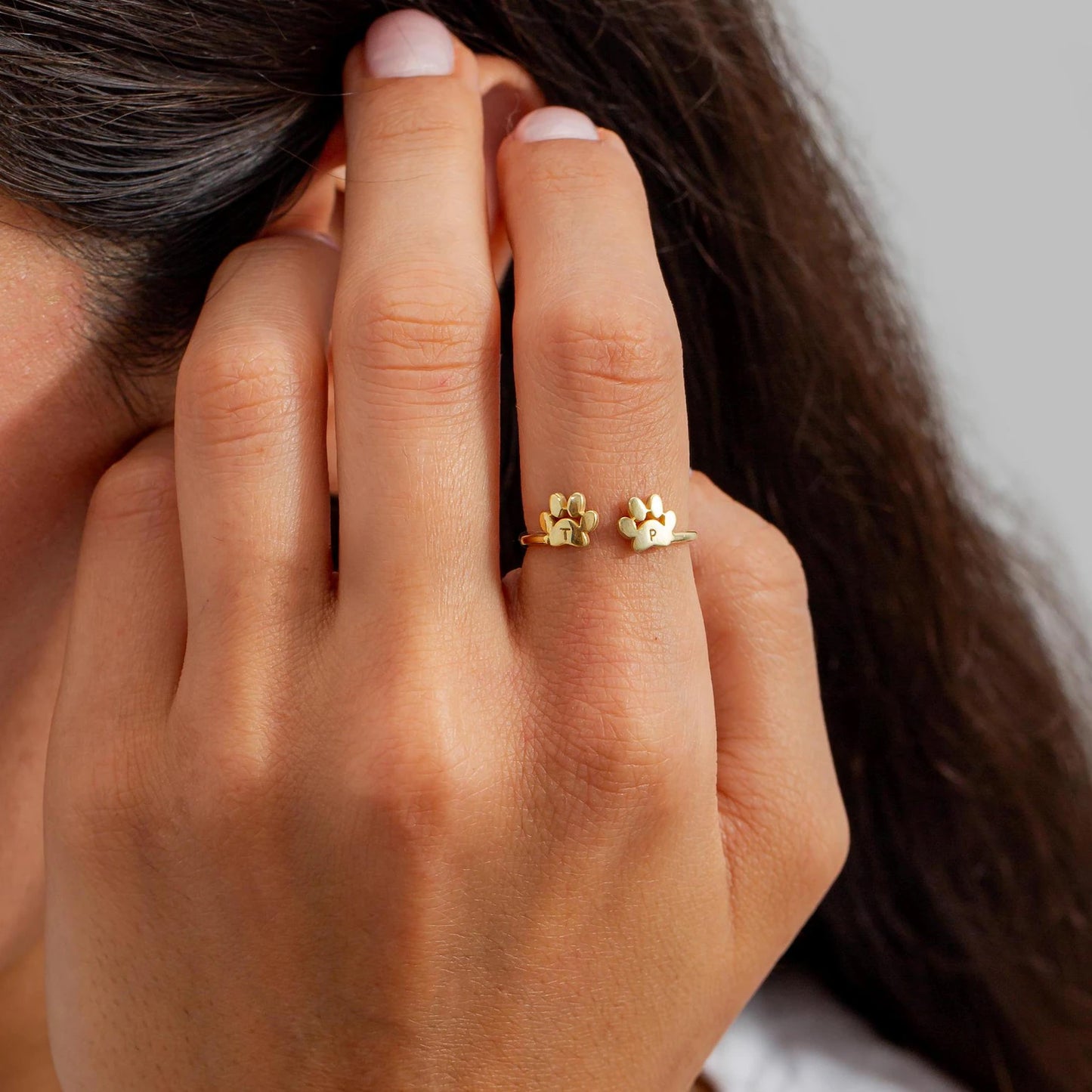 Personlig ring med kæledyrs initial