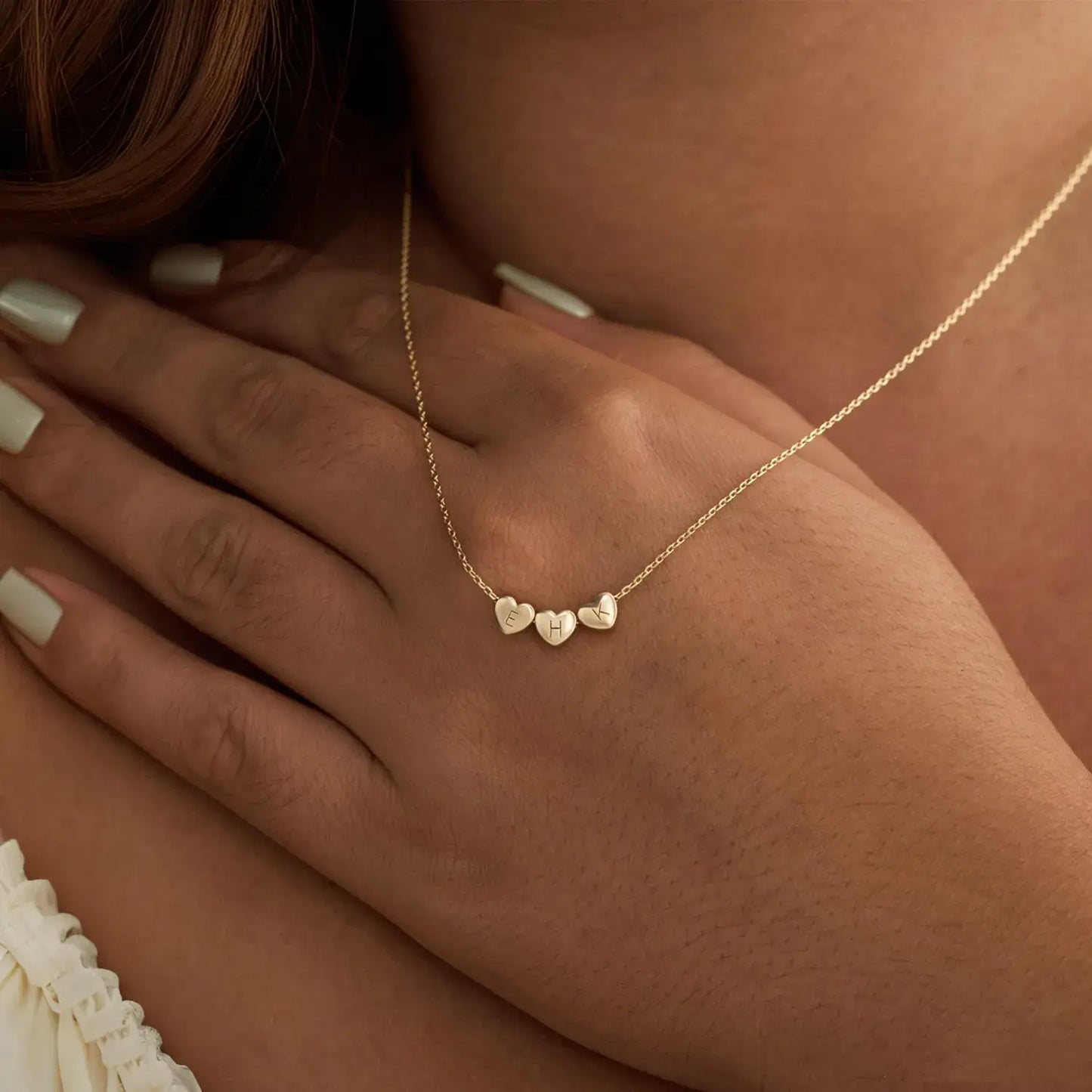 Personlig halskæde med hjerte og initialer