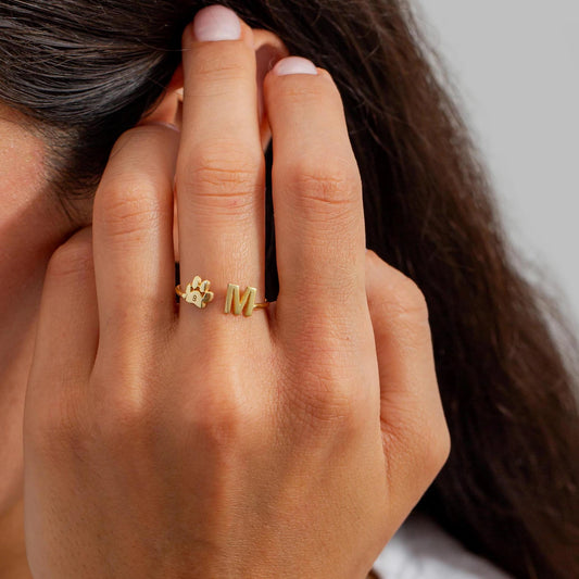Personlig ring med kæledyrs initial