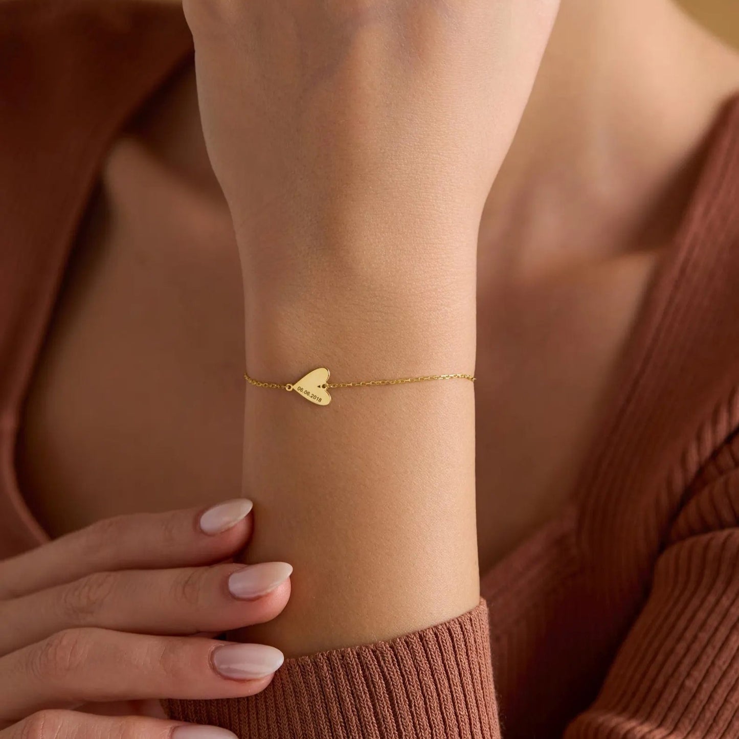 Personligt armbånd med indgraveret hjerte