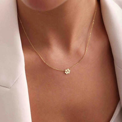 Personlig halskæde med pote og navn – separate poter