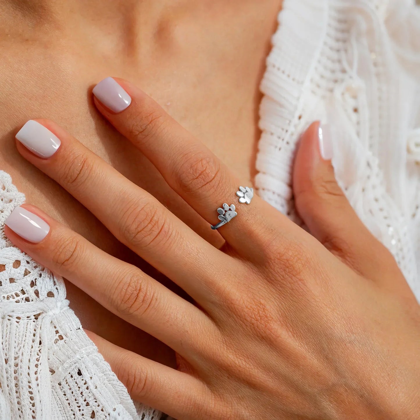 Personlig ring med kæledyrs initial