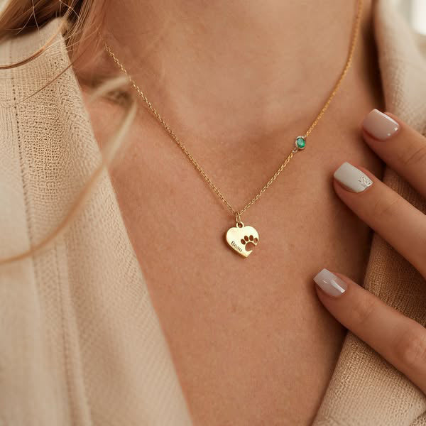 Personlig halskæde med pote hjerte og navn